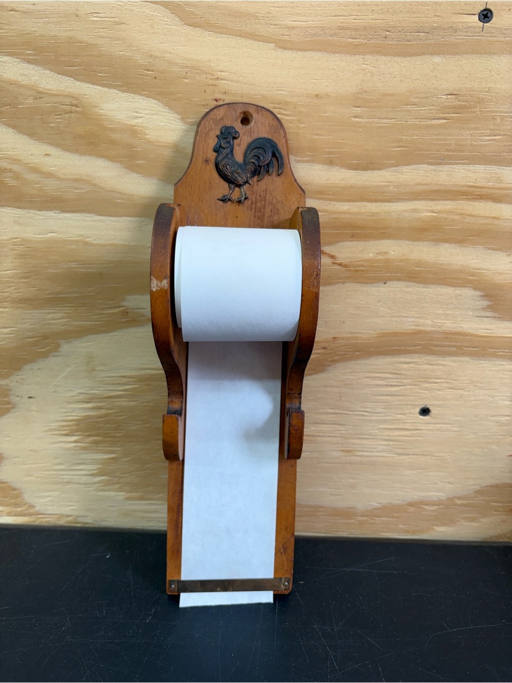 Vintage Wooden Rooster Wall-Mounted memo roll